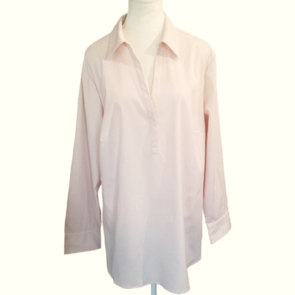 NWT Venezia Woman Plus Pullover V-Neck Smooth Stretchy Elevated Shirt Pink 14/16